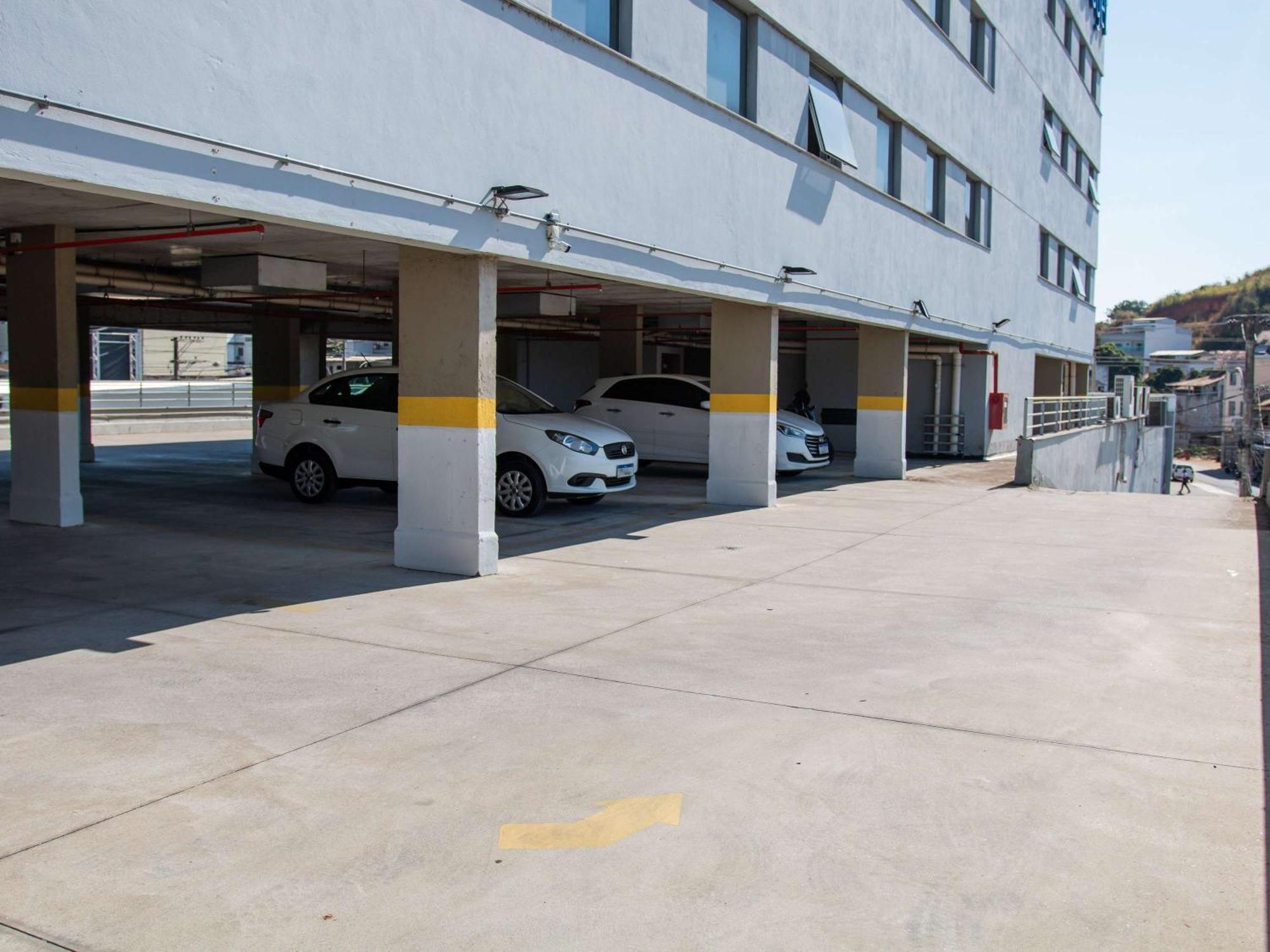 Ibis Budget Itaperuna Εξωτερικό φωτογραφία