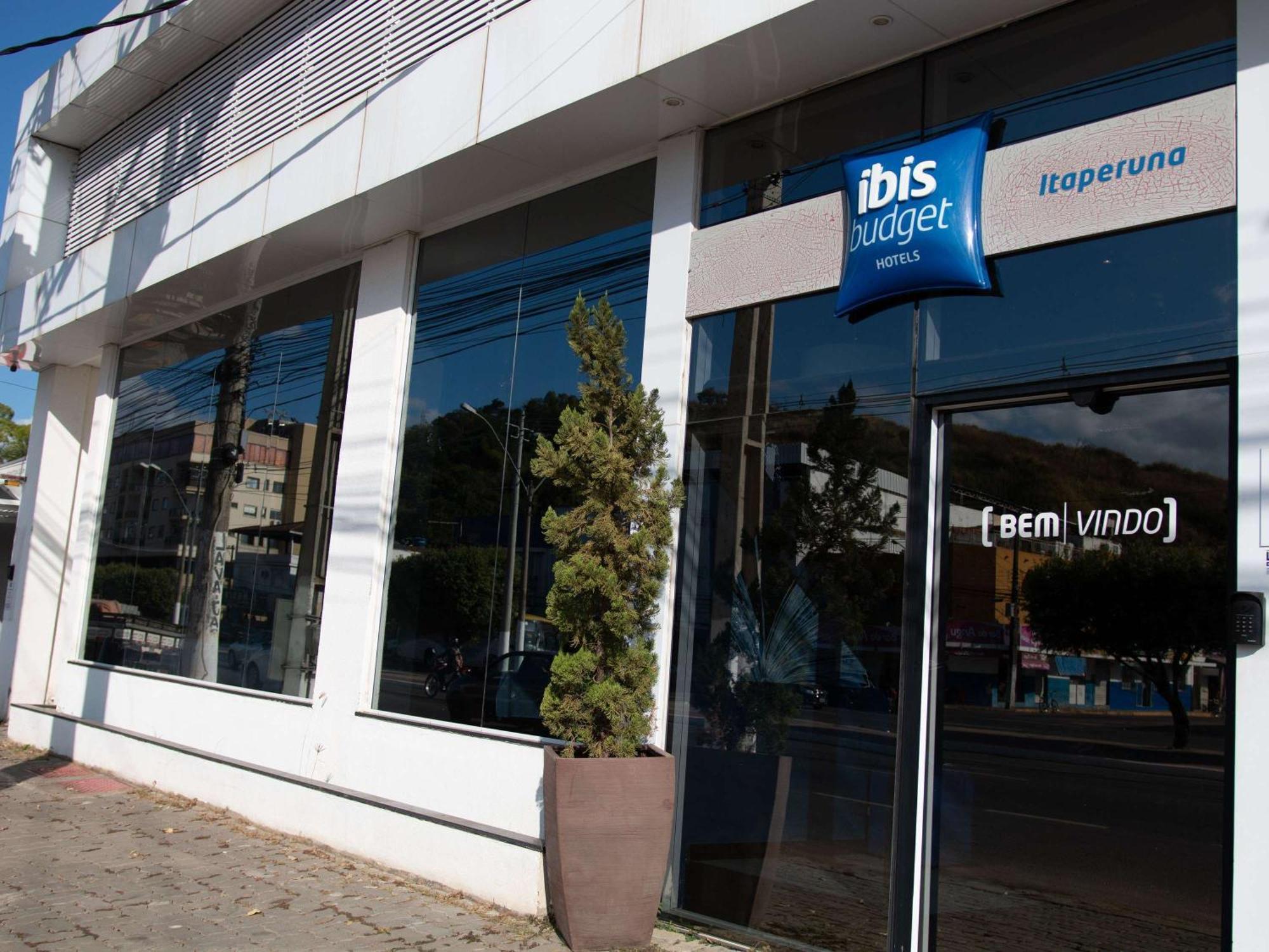 Ibis Budget Itaperuna Εξωτερικό φωτογραφία